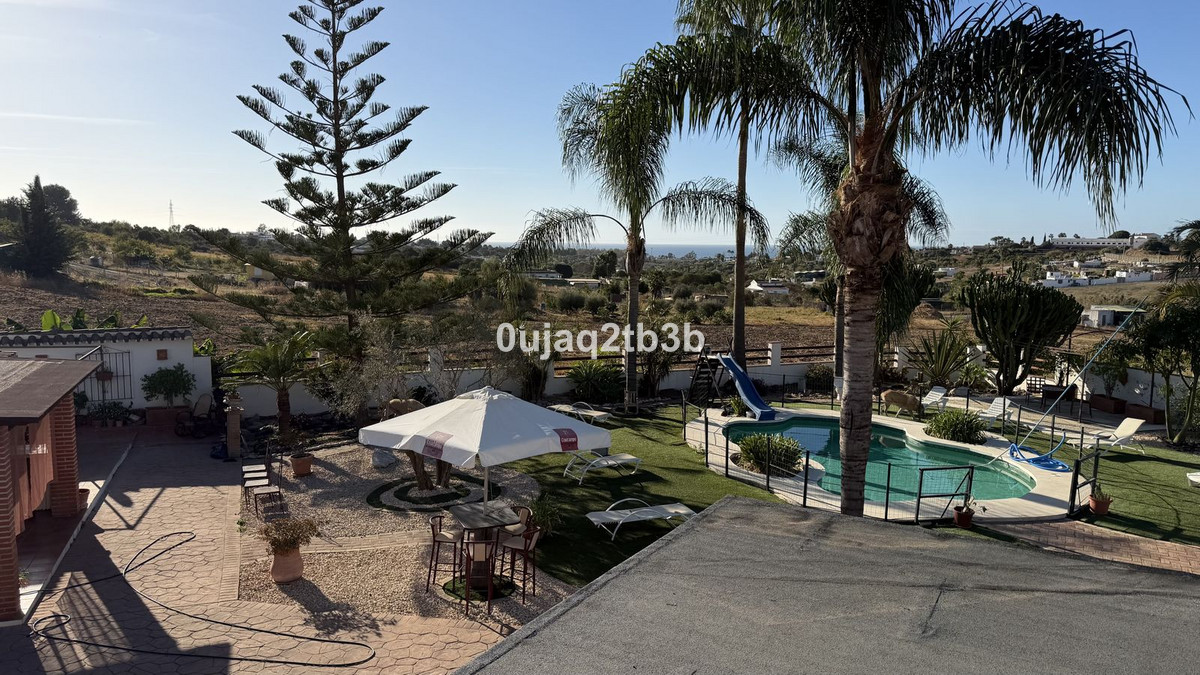 Plot for Sale in Estepona