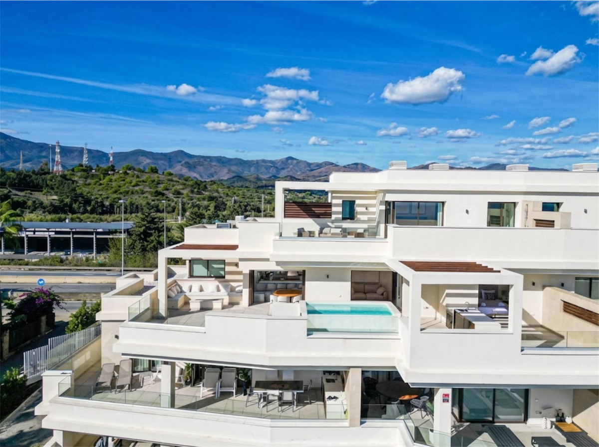 3 Bedroom Apartment for Sale in Estepona — 5