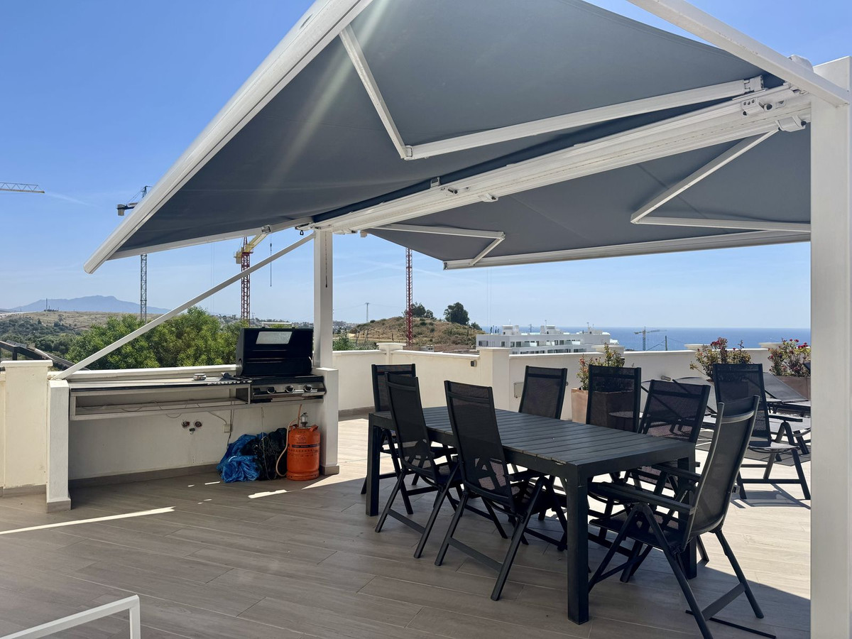 4 Bedroom Villa for Sale in Estepona — 7