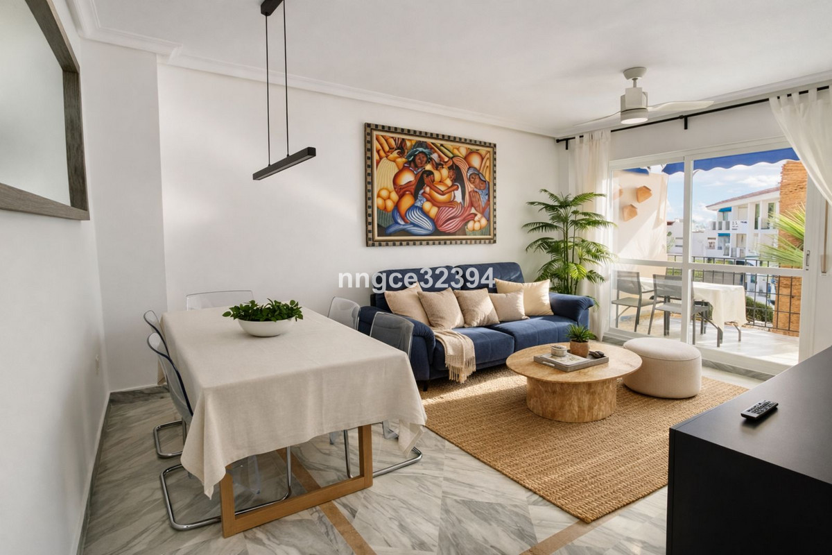 2 Bedroom Apartment for Sale in Puerto Banús — 4