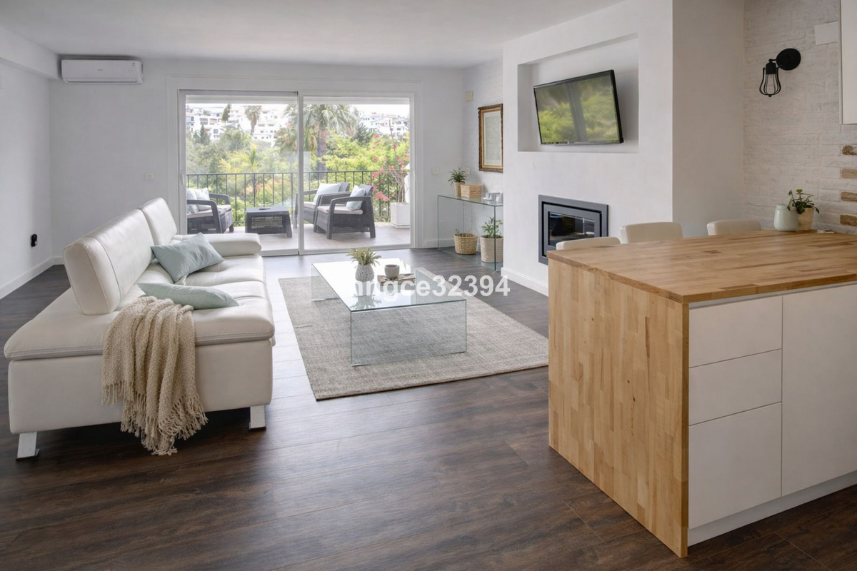 3 Bedroom Apartment for Sale in Puerto Banús — 5