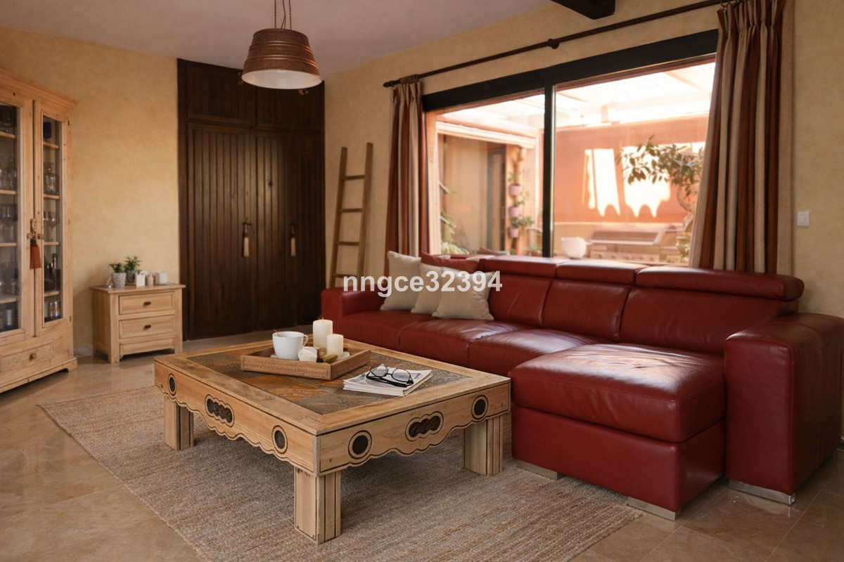 4 Bedroom Apartment for Sale in San Pedro de Alcántara — 3