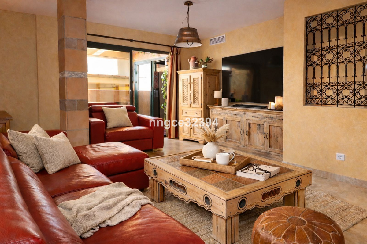 4 Bedroom Apartment for Sale in San Pedro de Alcántara — 5