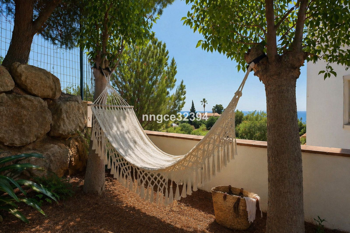 2 Bedroom Villa for Sale in Istán — 8