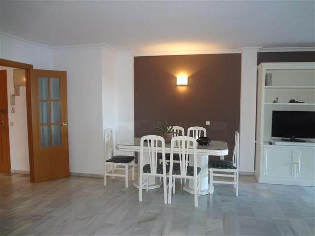 3 Bedroom Apartment for Sale in Nueva Andalucía — 7