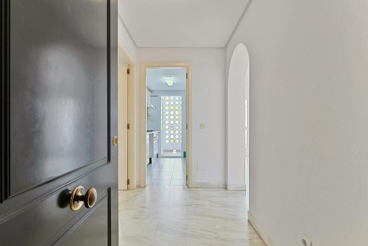 2 Bedroom Apartment for Sale in Marbella — 5
