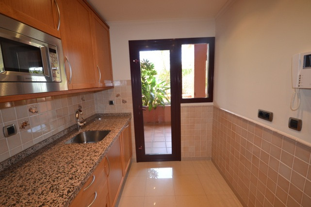 3 Bedroom Villa for Sale in The Golden Mile — 7