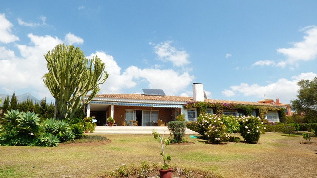 4 Bedroom Villa for Sale in Marbella — 7