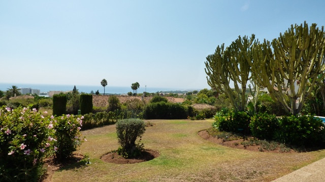 4 Bedroom Villa for Sale in Marbella — 8
