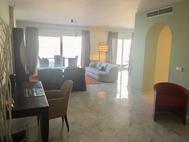 3 Dormitorios Apartamento en Venta en Puerto Banús — view 17