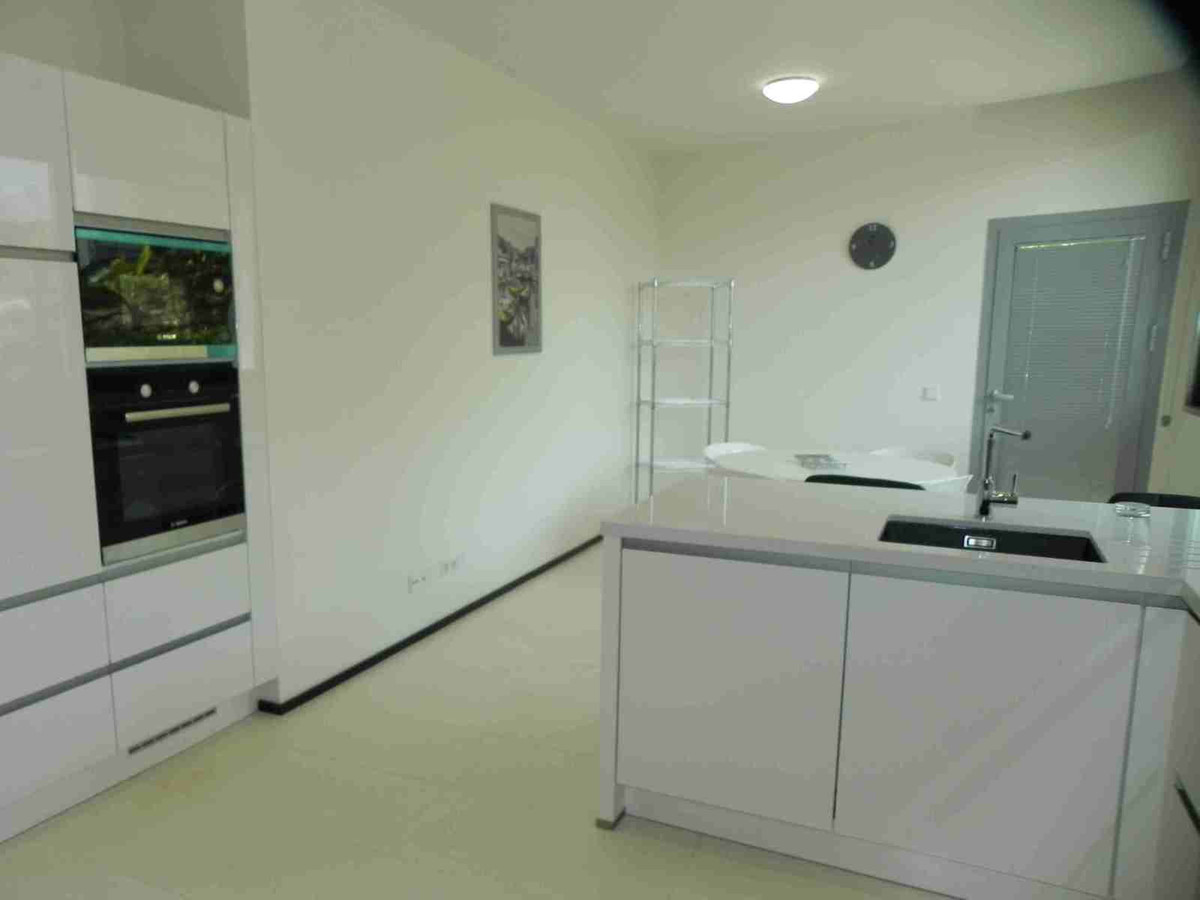 4 Bedroom Villa for Sale in Sierra Blanca — view 13