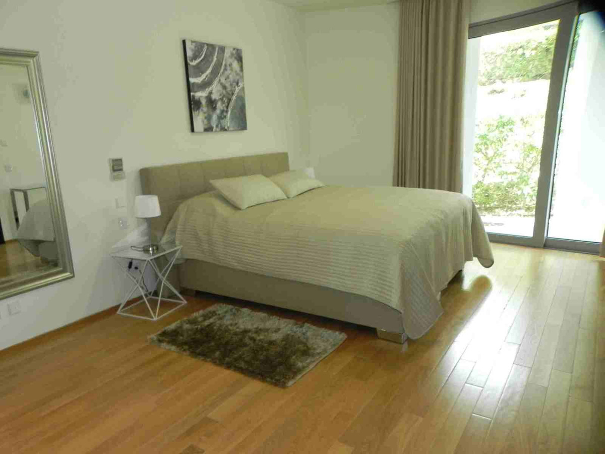 4 Bedroom Villa for Sale in Sierra Blanca — 3