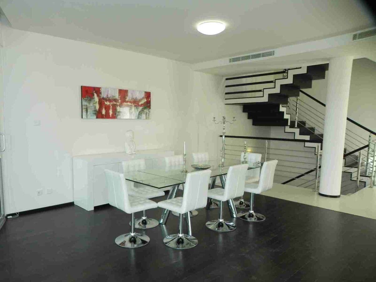 4 Bedroom Villa for Sale in Sierra Blanca — 5