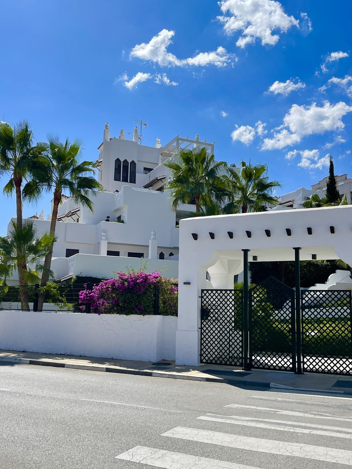 3 Bedroom Apartment for Sale in New Golden Mile — view 20