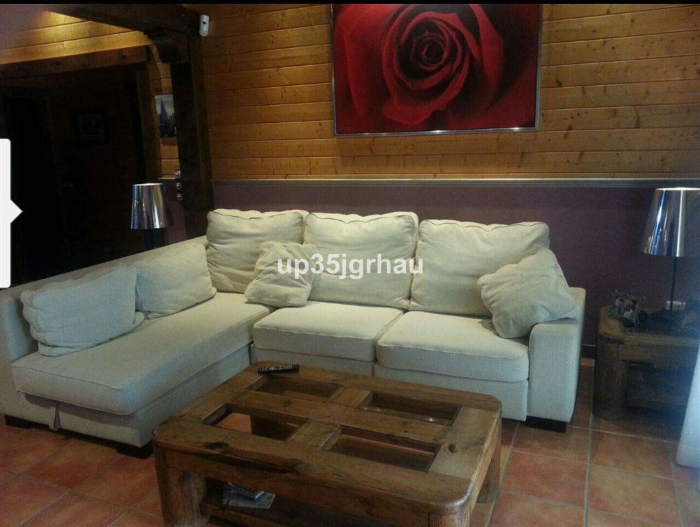 3 Bedroom Apartment for Sale in Estepona — 9