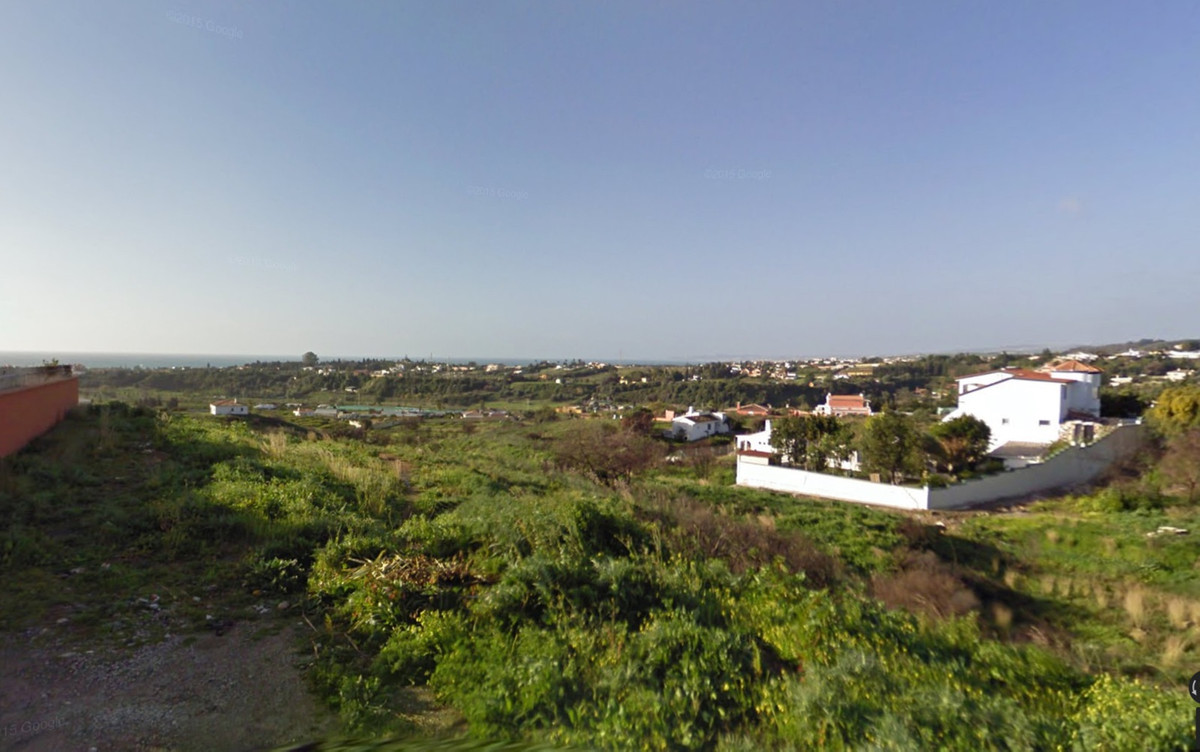 Plot for Sale in Estepona — 3