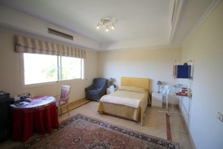 4 Bedroom Apartment for Sale in Marbella — 2