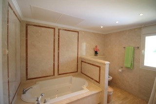 4 Bedroom Apartment for Sale in Marbella — 7