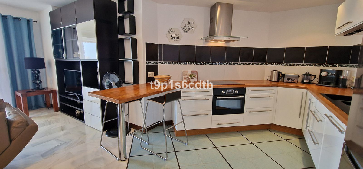 3 Bedroom Apartment for Sale in Puerto Banús — view 11