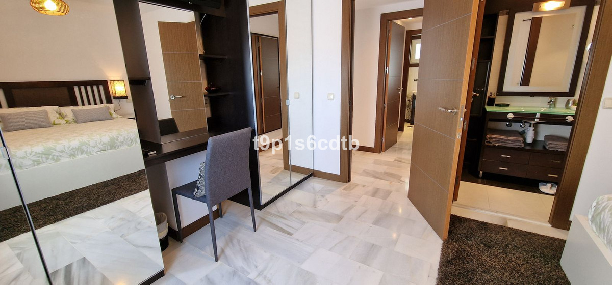 3 Bedroom Apartment for Sale in Puerto Banús — view 19