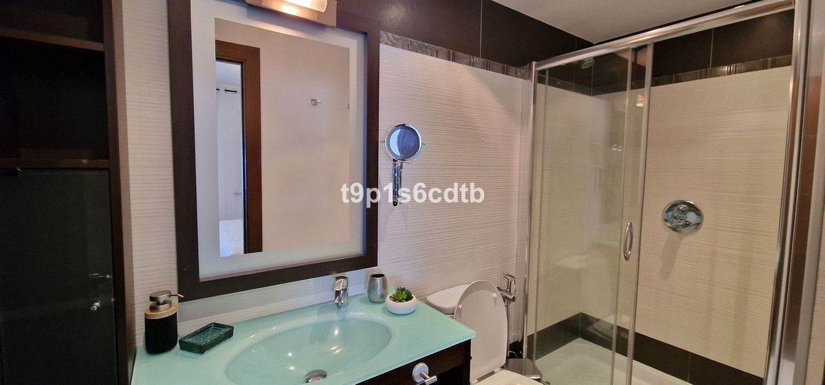 3 Bedroom Apartment for Sale in Puerto Banús — view 20
