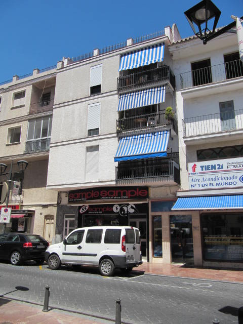 3 Bedroom Apartment for Sale in Estepona — 7