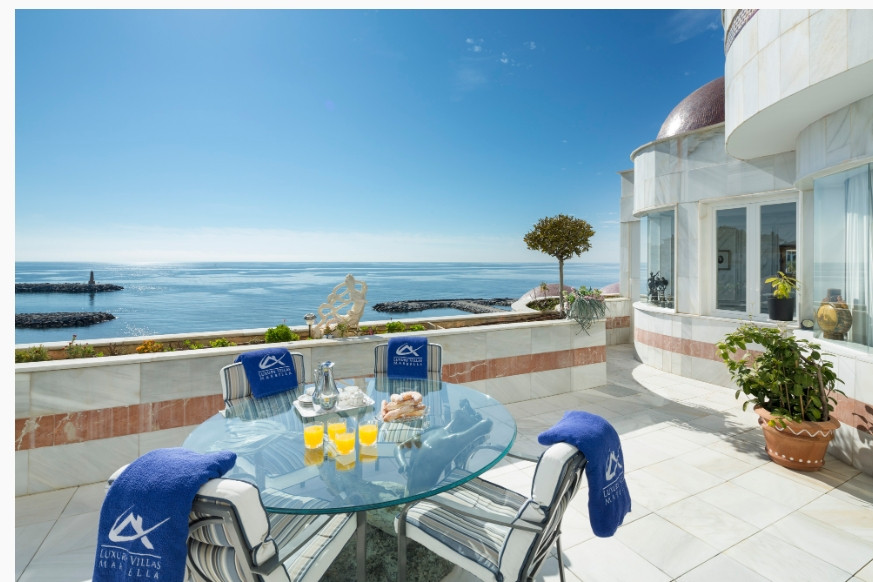 8 Bedroom Apartment for Sale in Puerto Banús — view 12