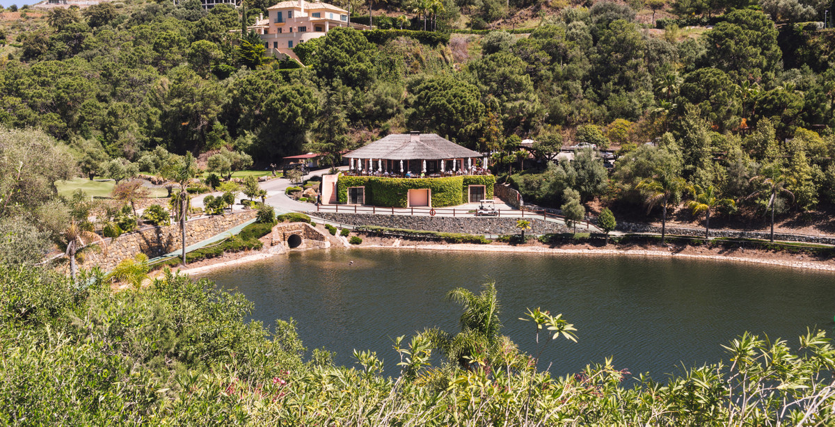 Plot for Sale in Benahavís — 2