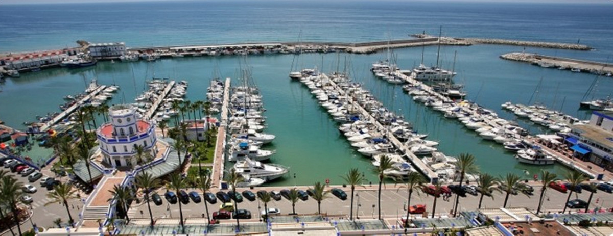 2 Bedroom Apartment for Sale in Estepona
