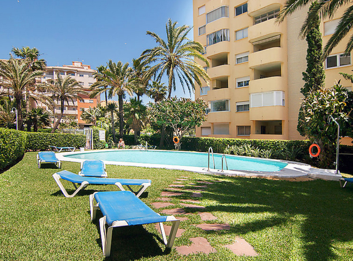 2 Bedroom Apartment for Sale in Estepona — 6