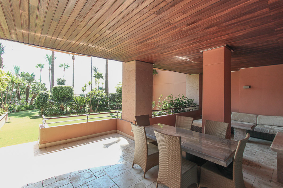 2 Bedroom Apartment for Sale in Puerto Banús