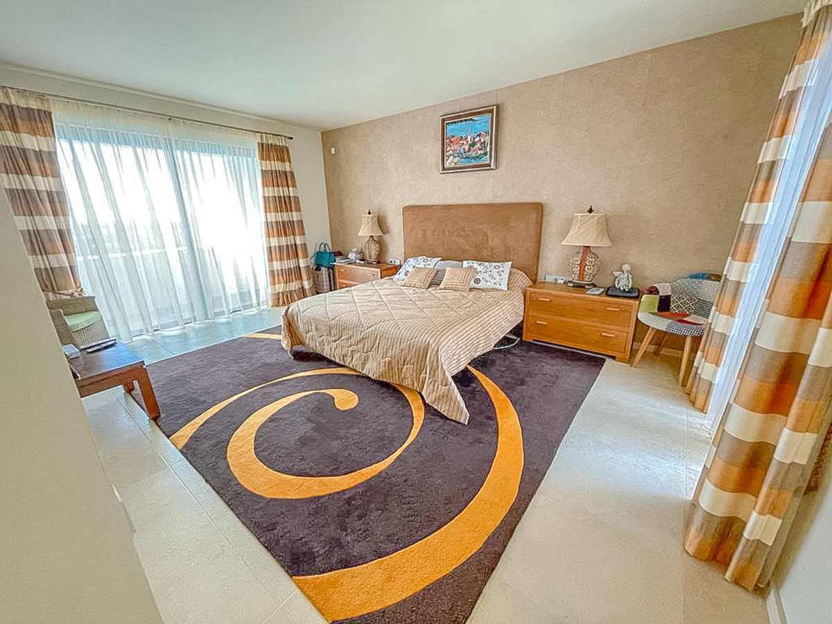 3 Bedroom Apartment for Sale in Los Flamingos — 9
