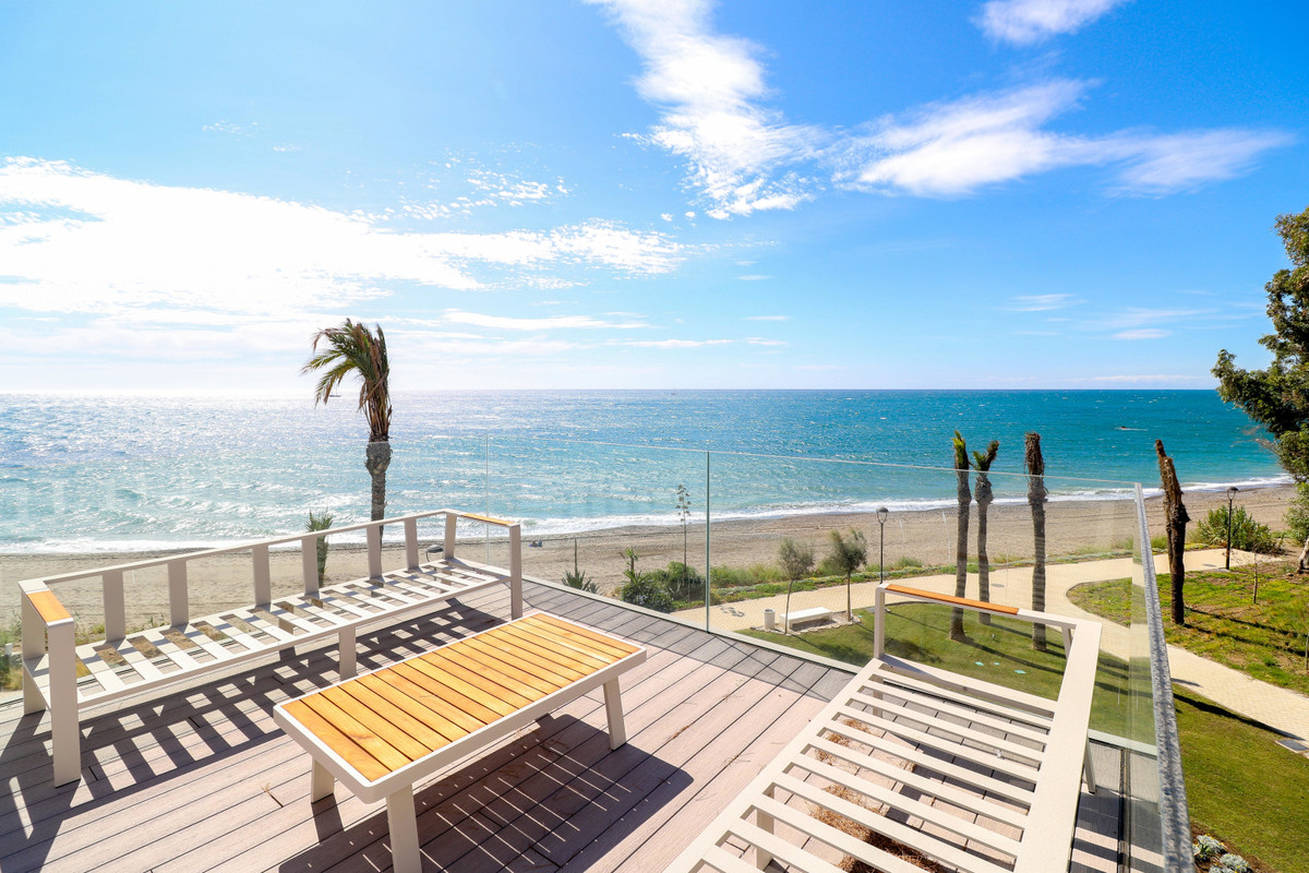 3 Bedroom Villa for Sale in Estepona — view 12