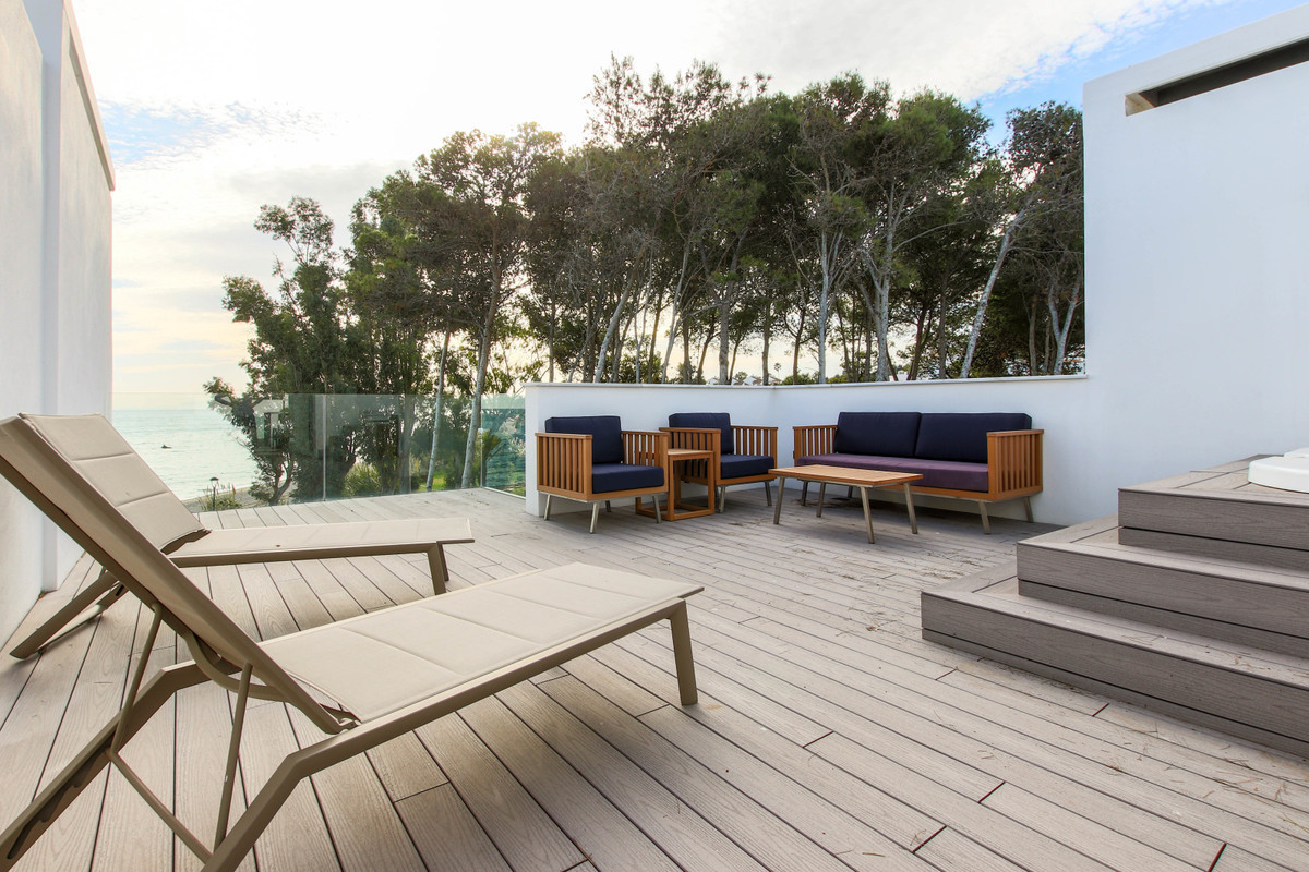 3 Bedroom Villa for Sale in Estepona — view 12