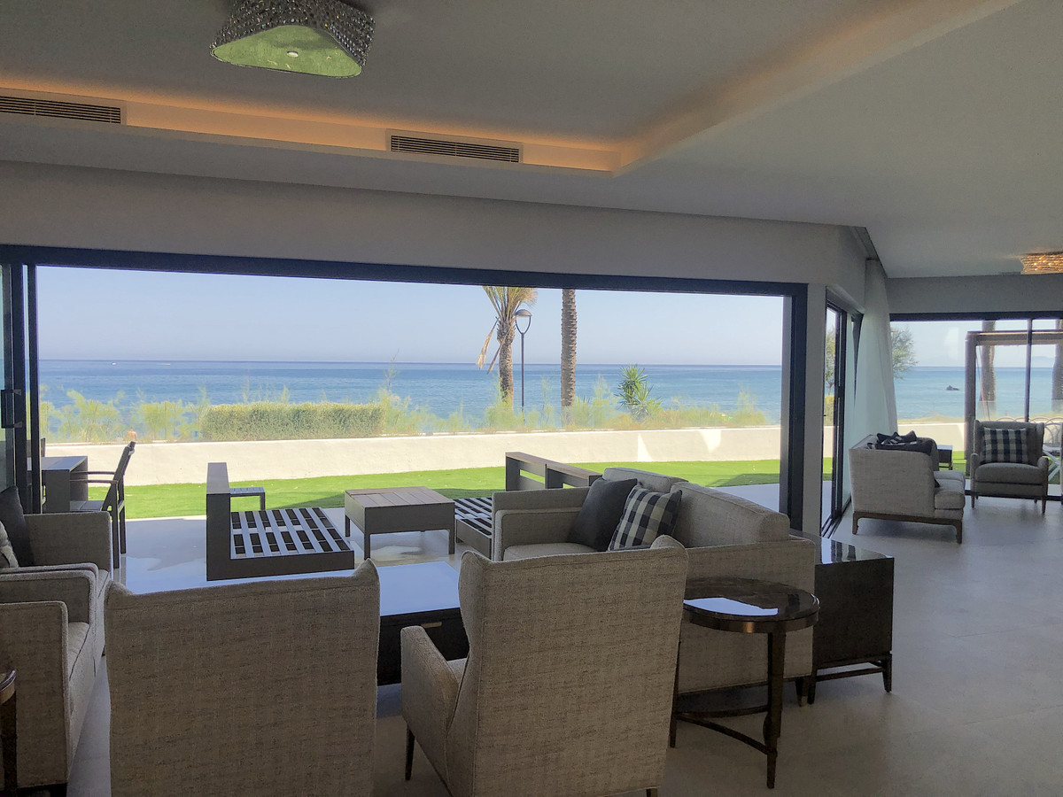 3 Bedroom Villa for Sale in Estepona — view 11