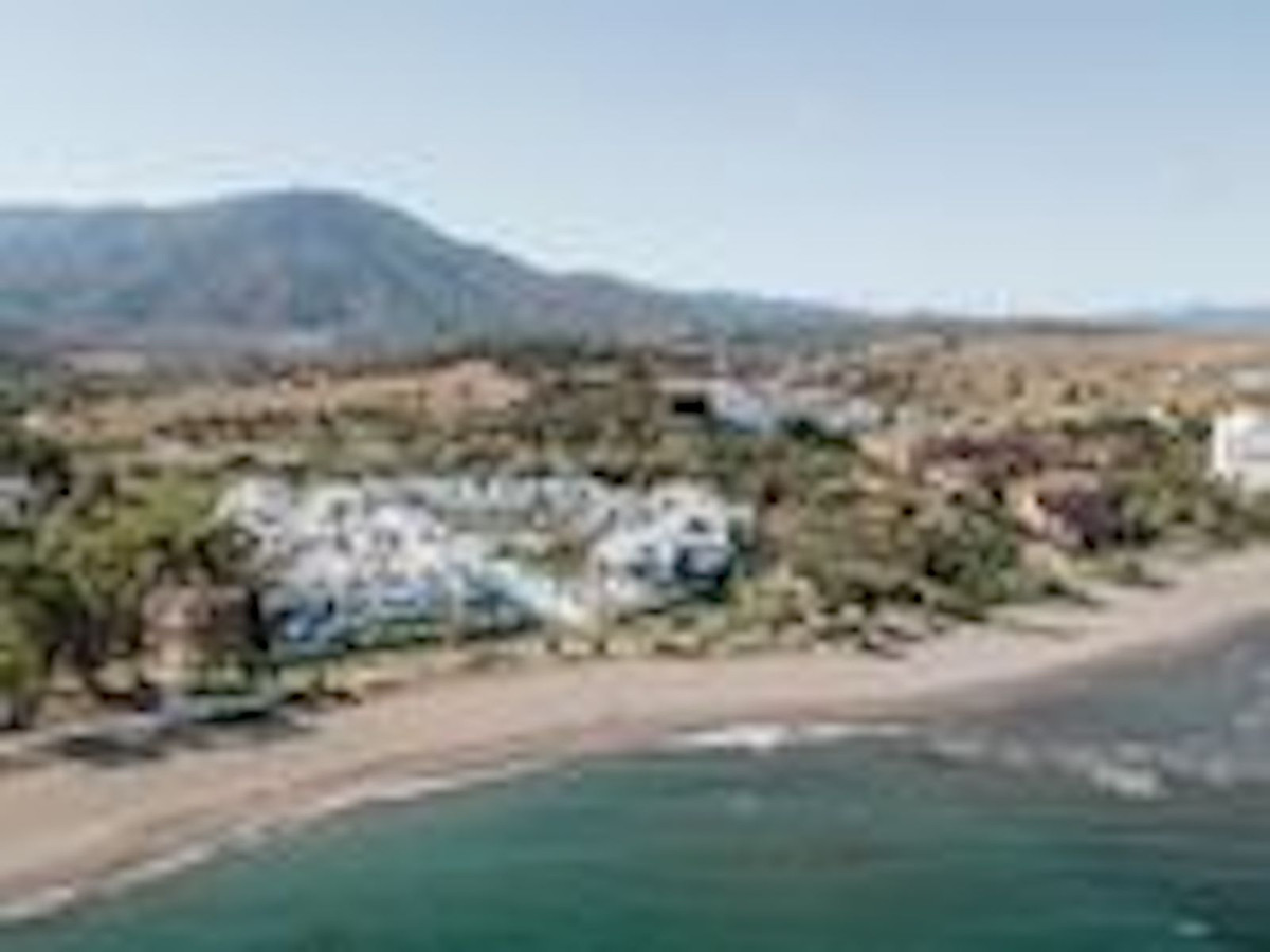 3 Bedroom Villa for Sale in Estepona — view 20