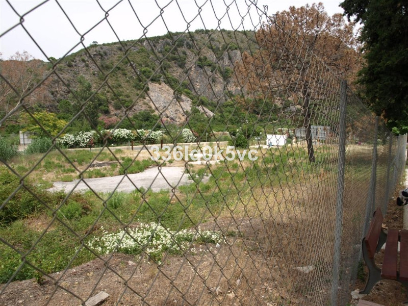 Plot for Sale in Benahavís — 3