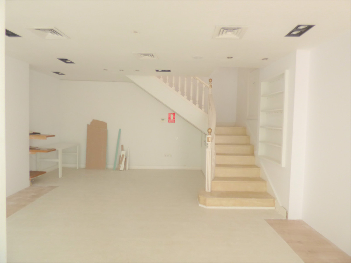 2 Bedroom Villa for Sale in Marbella — 2