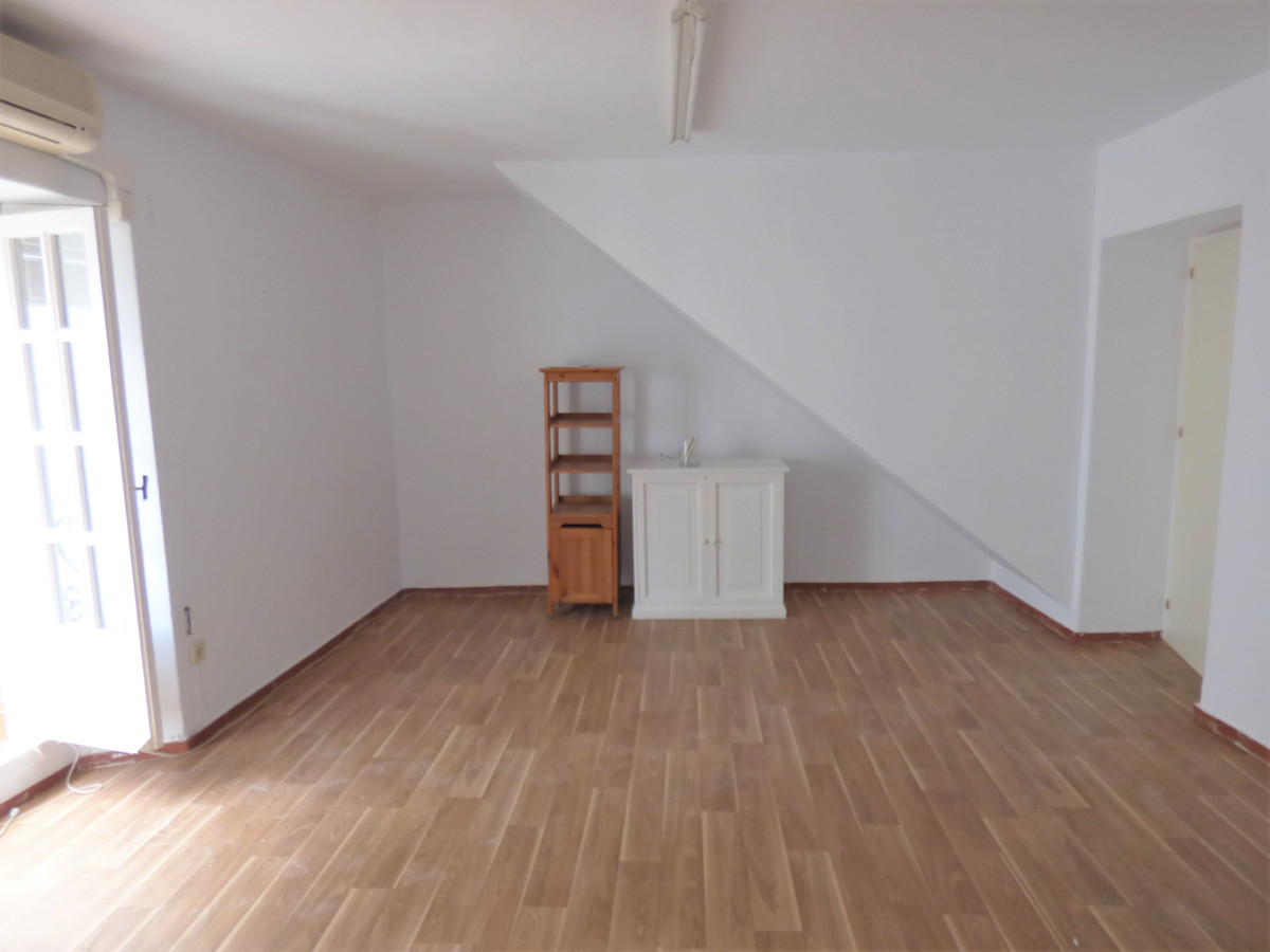 2 Bedroom Villa for Sale in Marbella — 5
