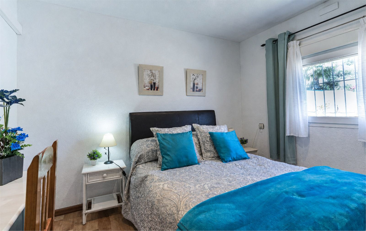 3 Bedroom Villa for Sale in Estepona — view 13