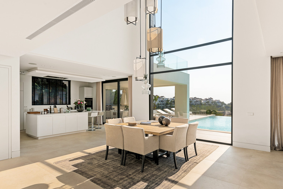 3 Bedroom Villa for Sale in Benahavís — 4