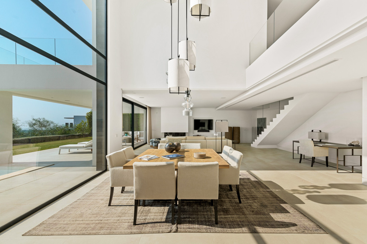 3 Bedroom Villa for Sale in Benahavís — 7