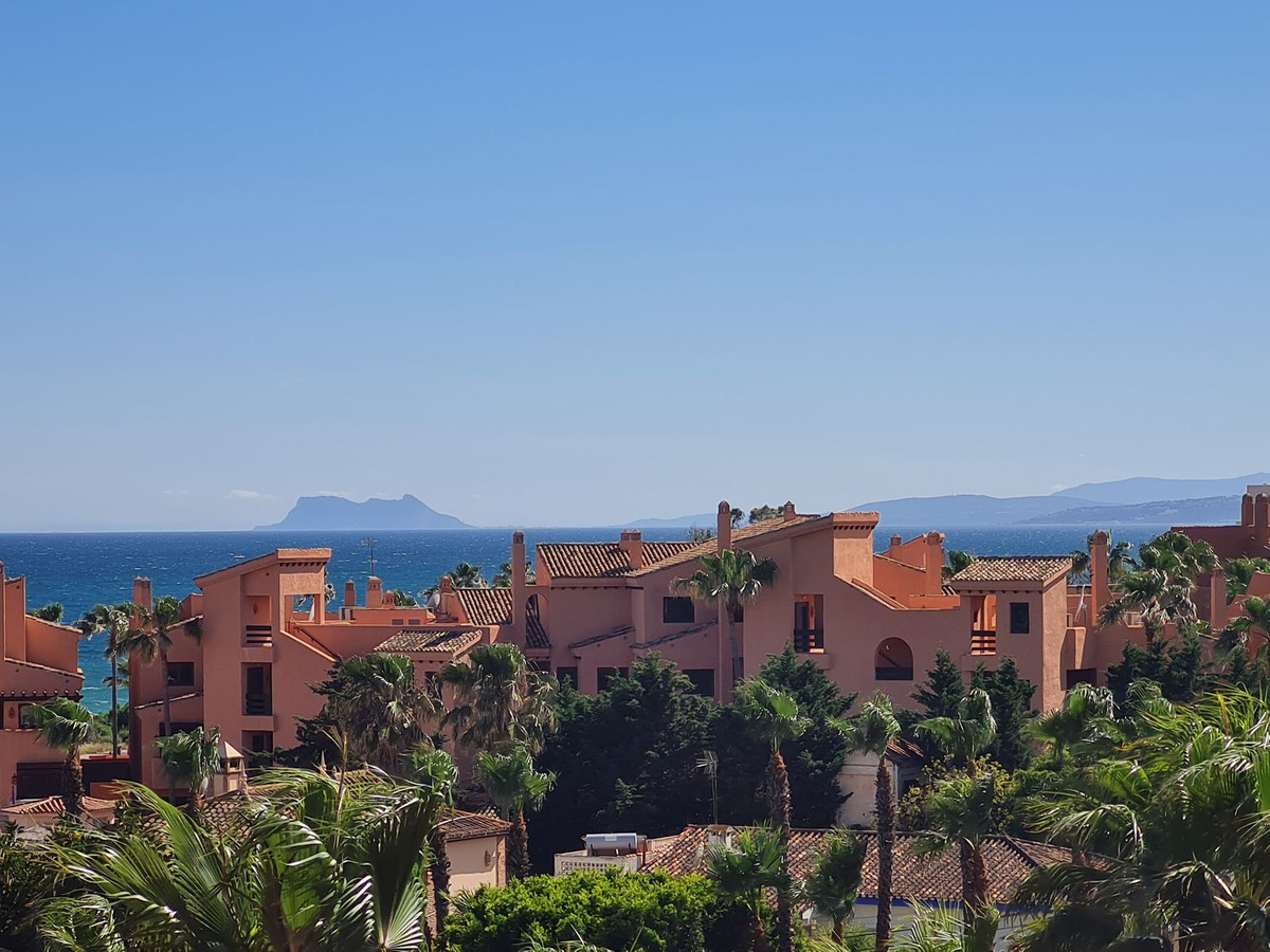 2 Bedroom Apartment for Sale in Estepona — 2