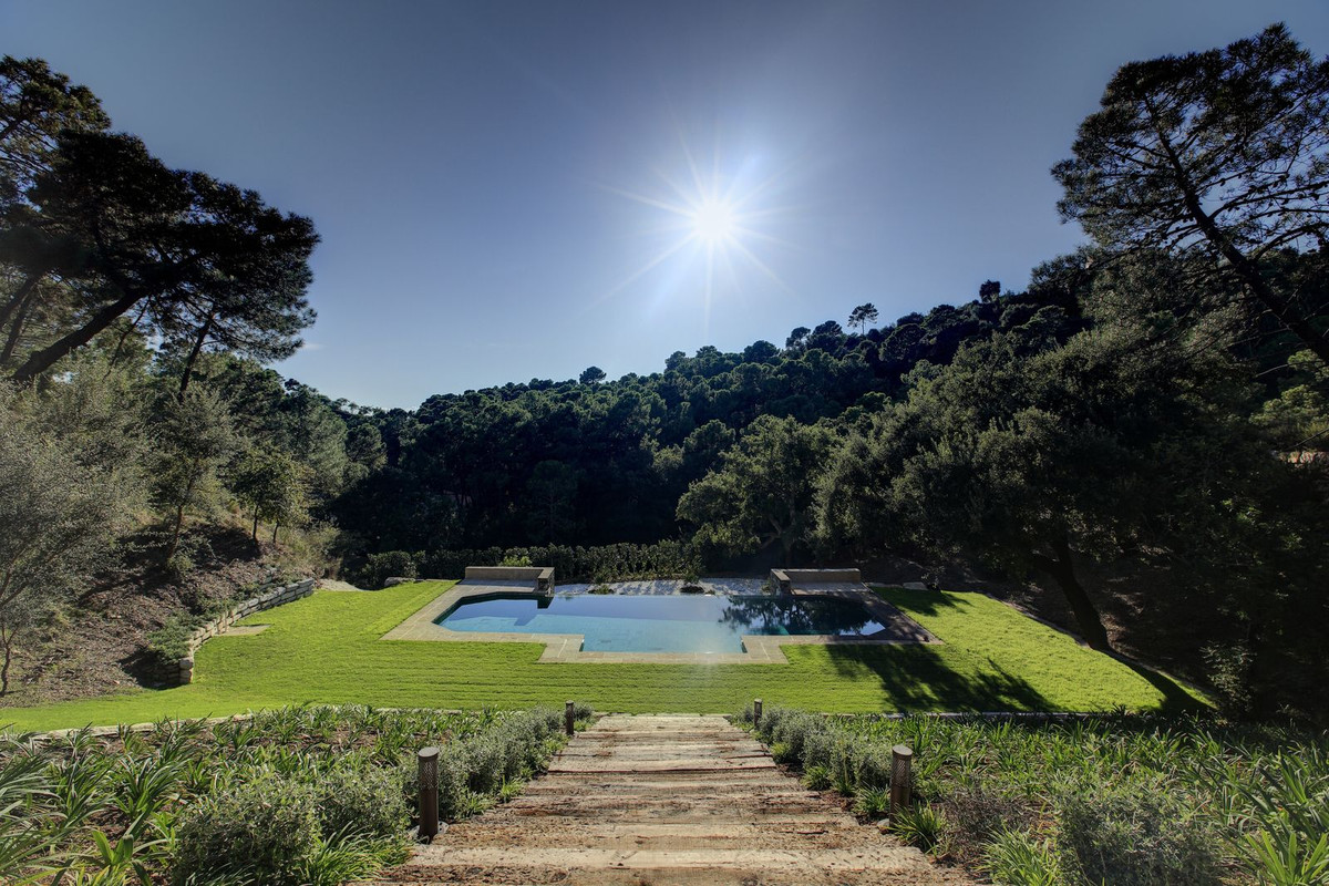 3 Bedroom Villa for Sale in Benahavís
