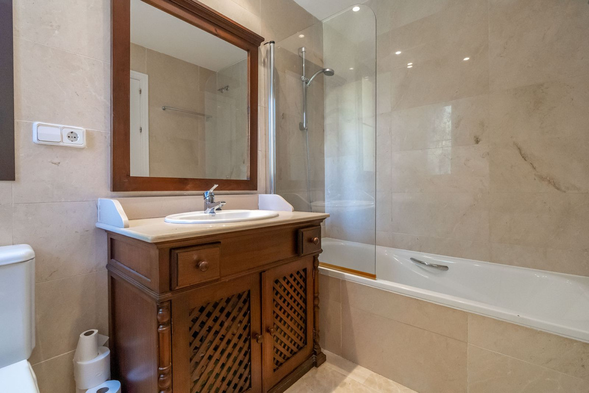 3 Bedroom Apartment for Sale in Los Arqueros — view 16