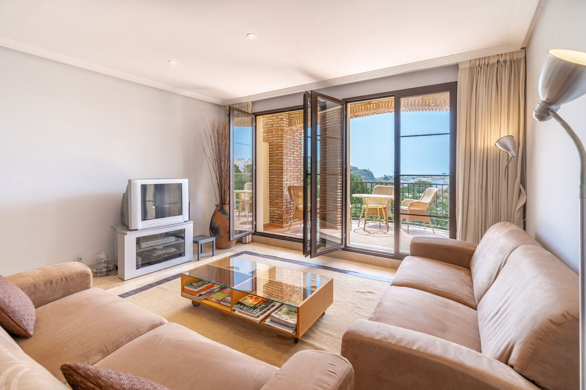 3 Bedroom Apartment for Sale in Los Arqueros — 7