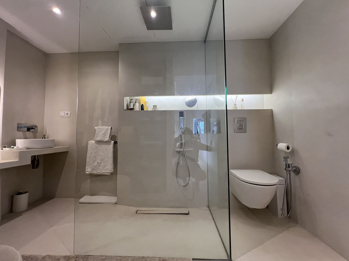 3 Bedroom Apartment for Sale in Nueva Andalucía — view 19