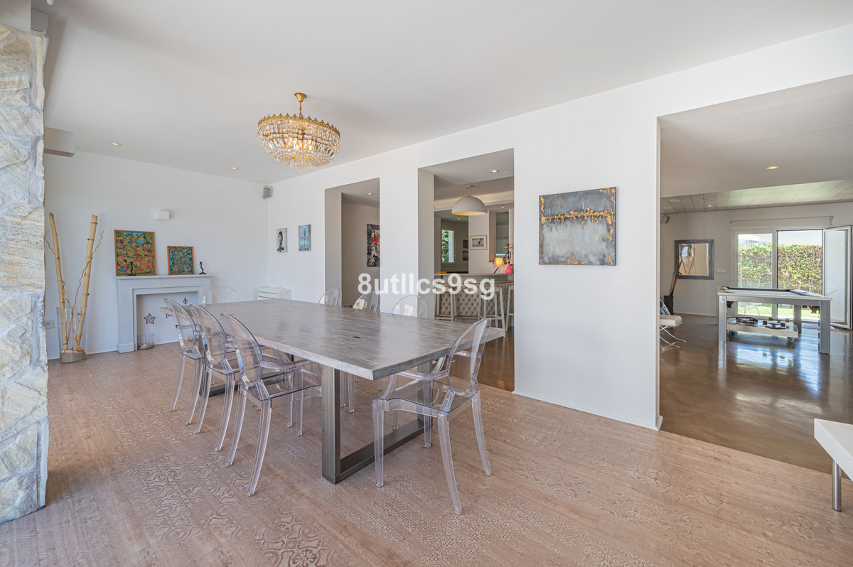 5 Bedroom Villa for Sale in Nueva Andalucía — view 12
