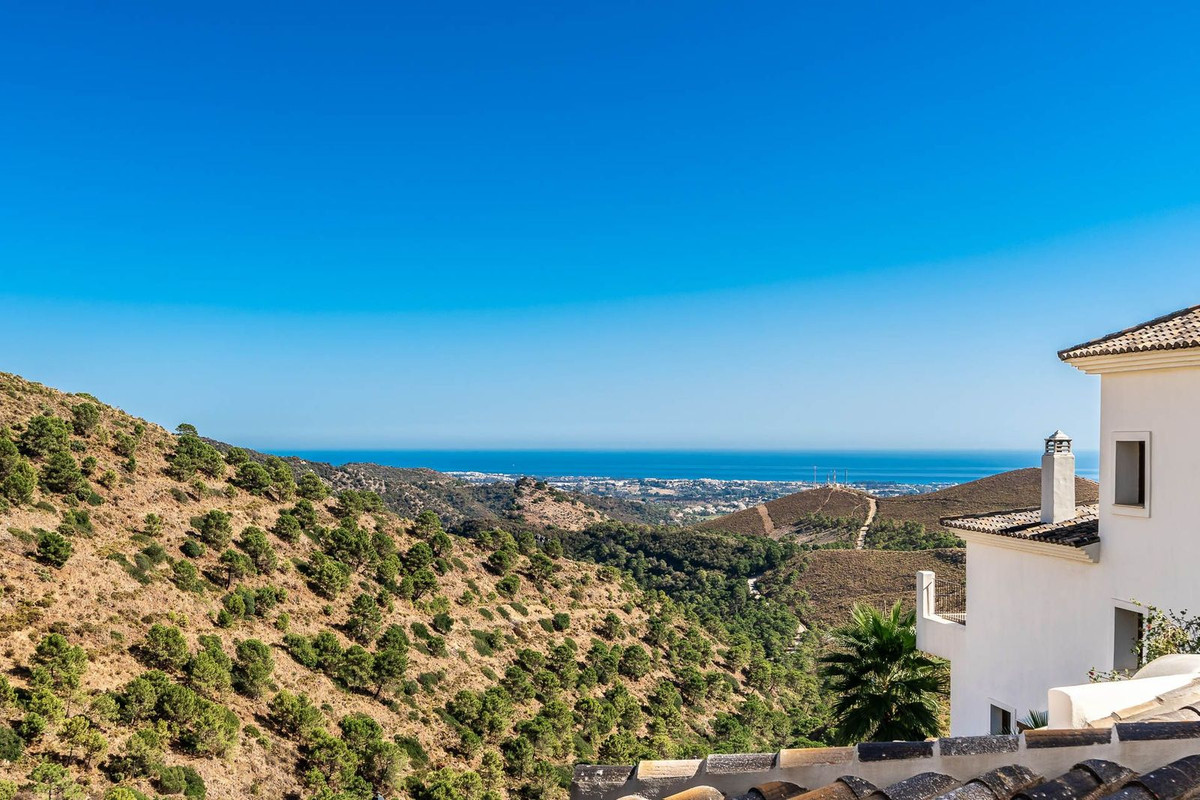 5 Bedroom Villa for Sale in Benahavís — 6