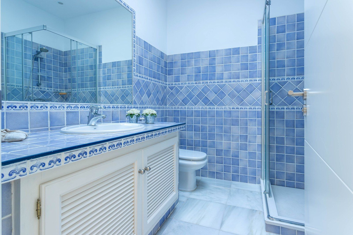 4 Bedroom Villa for Sale in Sierra Blanca — 8